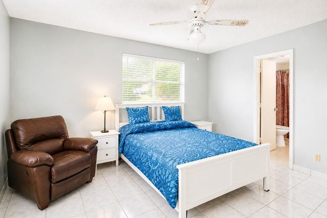 2750 W Sunrise Lakes Drive W 112, Sunrise, FL 33322