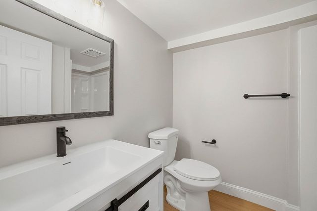 44 Topsfield Cir, Shrewsbury, MA 01545