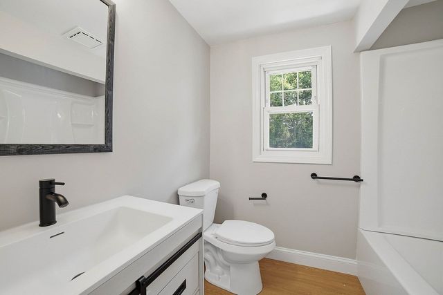 44 Topsfield Cir, Shrewsbury, MA 01545