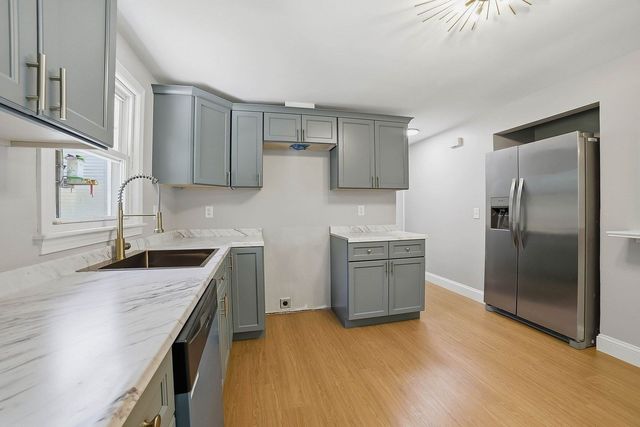 44 Topsfield Cir, Shrewsbury, MA 01545