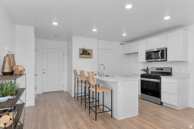4603 N MCKECHNIE WAY, Lehi, UT 84048