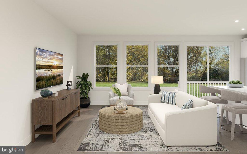 18 GRAYSON LANE, Downingtown, PA 19335