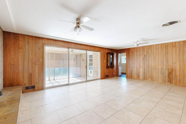 1312 FLORIDA Street NE, Albuquerque, NM 87110