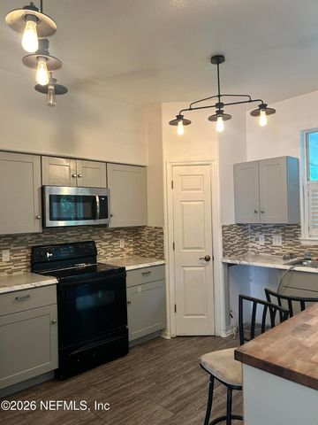 12526 ASH HARBOR Drive, Jacksonville, FL 32224