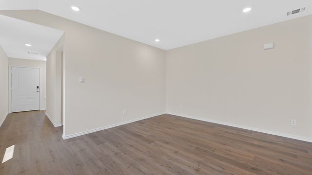 651 Sky Muse Drive, Lavon, TX 75166