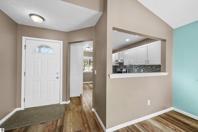 4548 Choice Circle, Traverse City, MI 49685