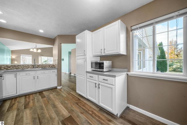 4548 Choice Circle, Traverse City, MI 49685