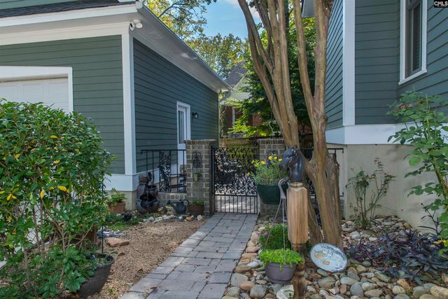 2 Beacon Point Court, Irmo, SC 29063