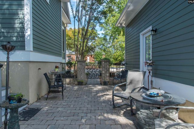 2 Beacon Point Court, Irmo, SC 29063