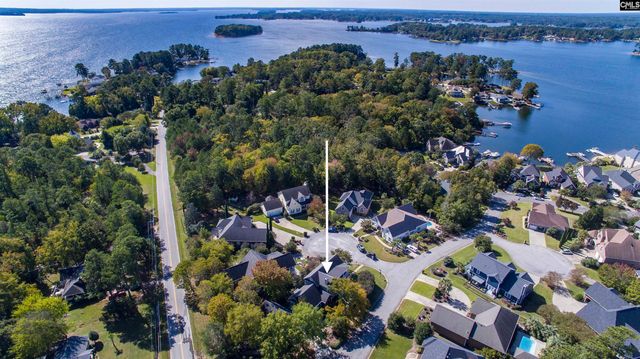 2 Beacon Point Court, Irmo, SC 29063