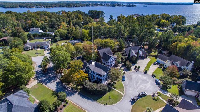 2 Beacon Point Court, Irmo, SC 29063