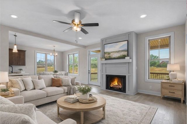 124 Cottage Ln, Clarksville, TN 37043