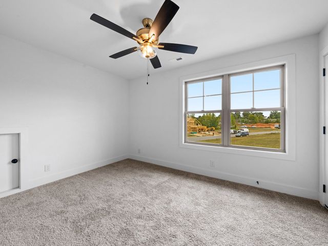 124 Cottage Ln, Clarksville, TN 37043