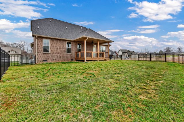 124 Cottage Ln, Clarksville, TN 37043