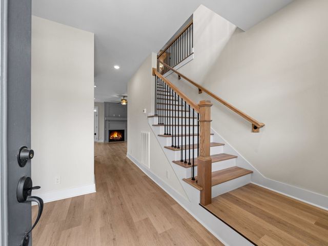 124 Cottage Ln, Clarksville, TN 37043