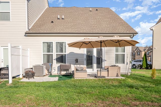 193 Fister Dr, Lebanon, TN 37090