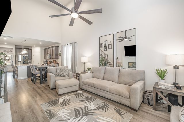 193 Fister Dr, Lebanon, TN 37090