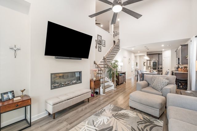 193 Fister Dr, Lebanon, TN 37090