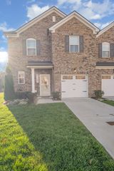 193 Fister Dr, Lebanon, TN 37090