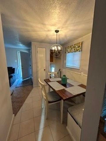320 Glencoe Dr, West Mifflin, PA 15122