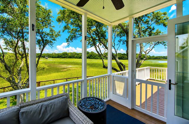 1463 Harborsun Drive, Charleston, SC 29412