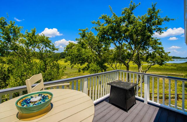 1463 Harborsun Drive, Charleston, SC 29412
