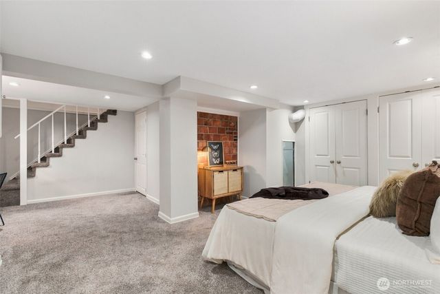 6736 10th Avenue NW, Seattle, WA 98117