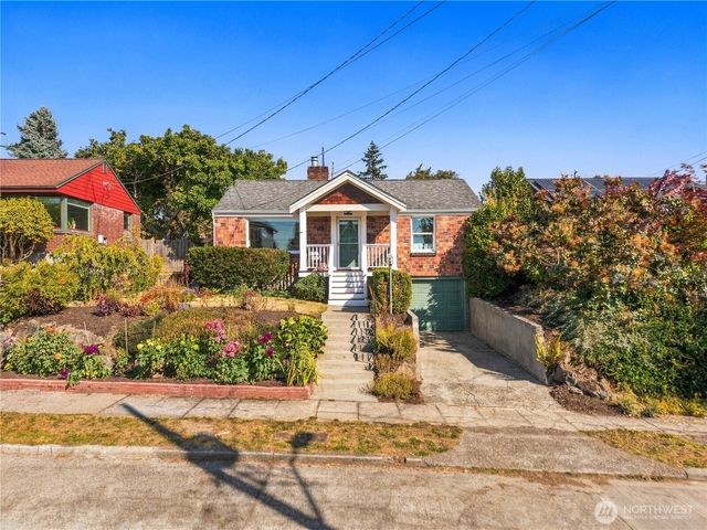 6736 10th Avenue NW, Seattle, WA 98117