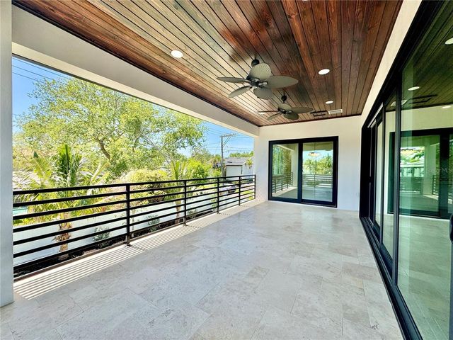 500 E DAVIS BOULEVARD, Tampa, FL 33606