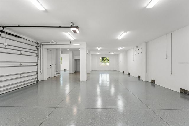 500 E DAVIS BOULEVARD, Tampa, FL 33606