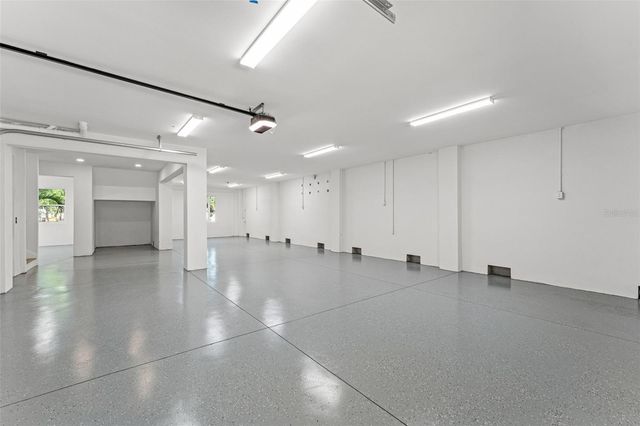 500 E DAVIS BOULEVARD, Tampa, FL 33606