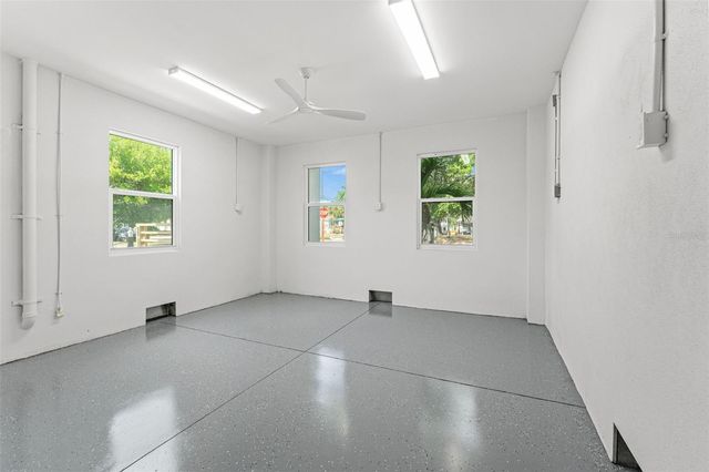 500 E DAVIS BOULEVARD, Tampa, FL 33606