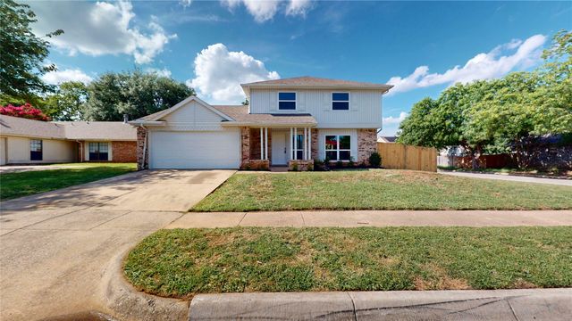 3300 Clovermeadow Drive, Fort Worth, TX 76123