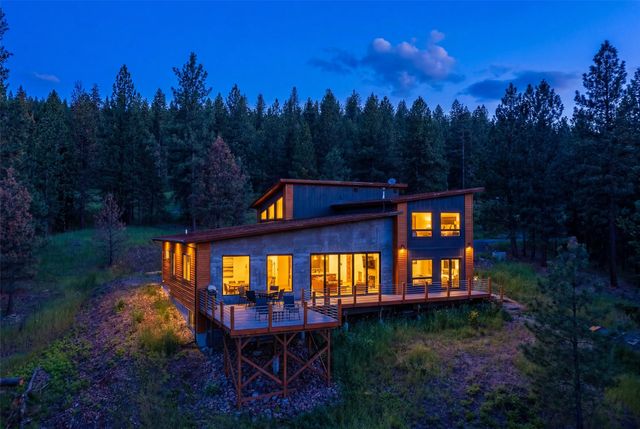 1136 Big Flat Road, Missoula, MT 59804