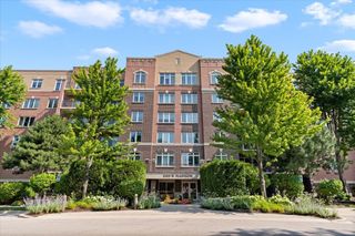 5155 MADISON Street 402, Skokie, IL 60077