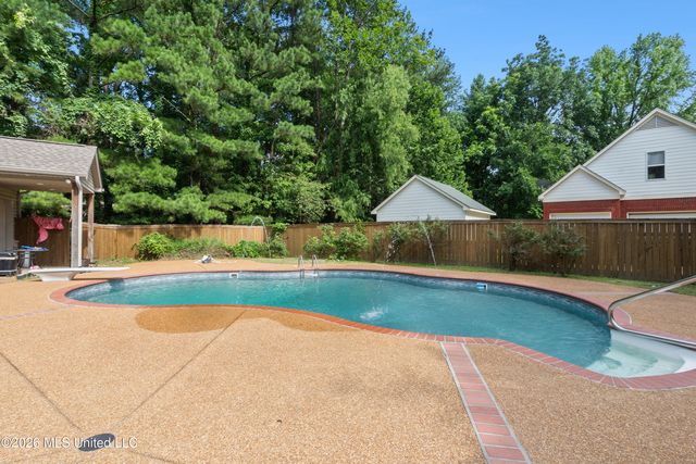 6760 Autumn Oaks Drive, Olive Branch, MS 38654