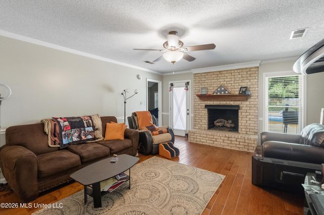 6760 Autumn Oaks Drive, Olive Branch, MS 38654