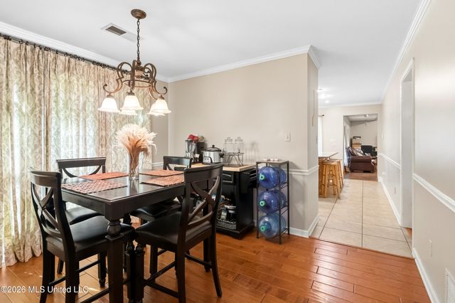 6760 Autumn Oaks Drive, Olive Branch, MS 38654