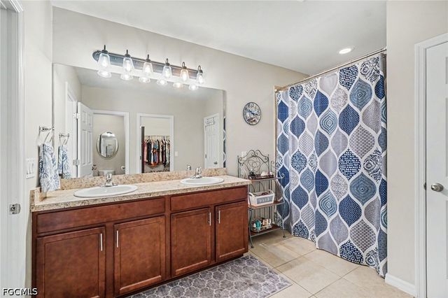 2132 Pigeon Plum WAY, North Fort Myers, FL 33917
