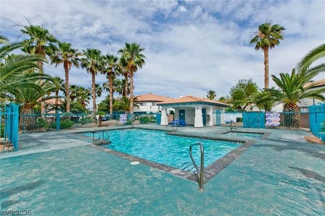 5012 Sublight Avenue, Las Vegas, NV 89108