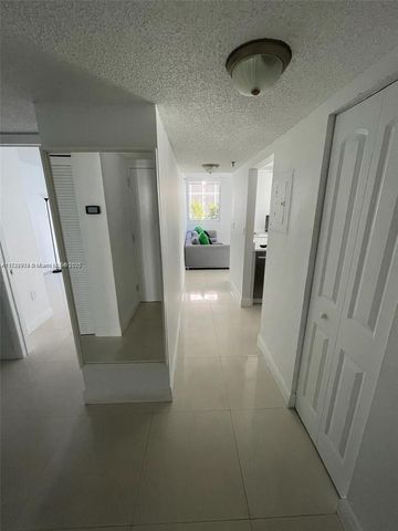 800 N Miami Ave E-504, Miami, FL 33136
