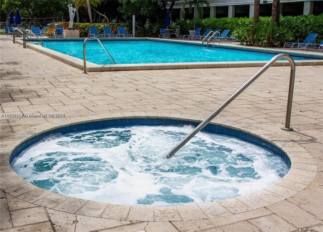 800 N Miami Ave E-504, Miami, FL 33136