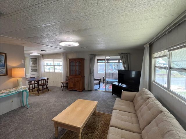 824 TRENTO, Venice, FL 34285