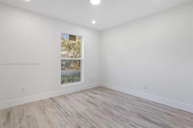 1150 SE Tarleton St, Palm Bay, FL 32909
