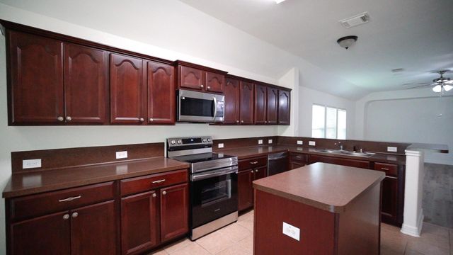 13922 Brayford Place Court, Houston, TX 77014