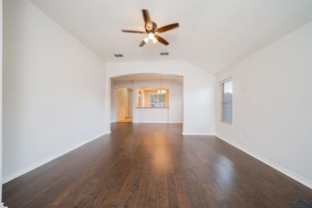 414 Alta St, Longview, TX 75604