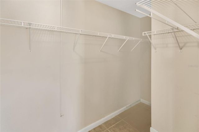 2408 CAMDEN OAKS PLACE, Valrico, FL 33594