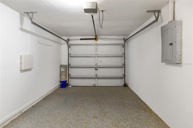 2408 CAMDEN OAKS PLACE, Valrico, FL 33594