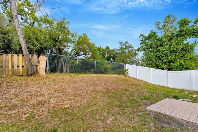 2408 CAMDEN OAKS PLACE, Valrico, FL 33594