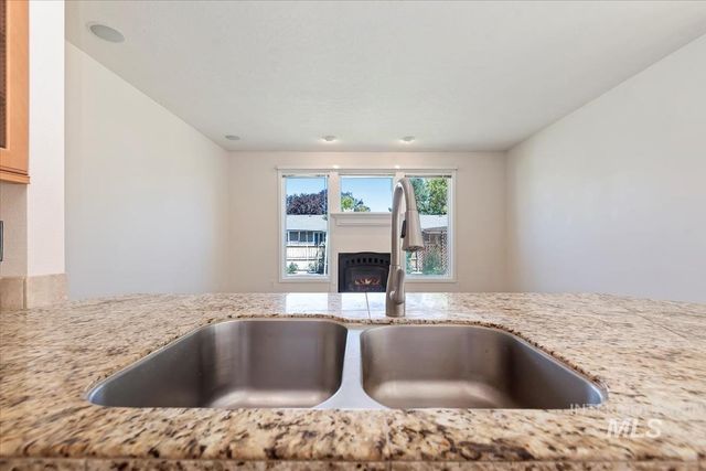 12150 W Hickory Dr, Boise, ID 83713